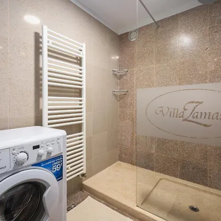For 7 People In Istria With Jacuzzi & Sauna Zamask
